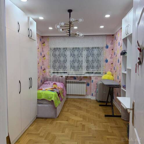 Продаётся 3-комн. вторичка 110 м², Бинагадинский р., photo 6 from 16