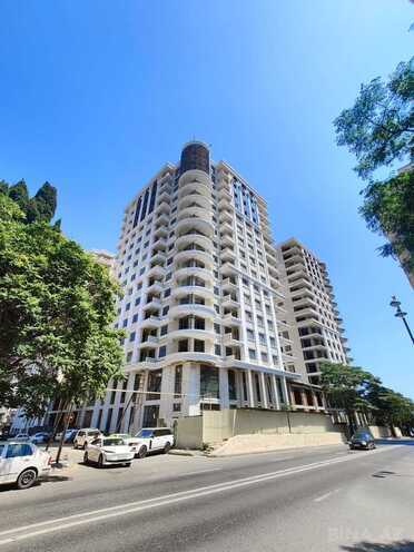 Продаётся 3-комн. новостройка 144 м², м. 28 мая, photo 1 from 7