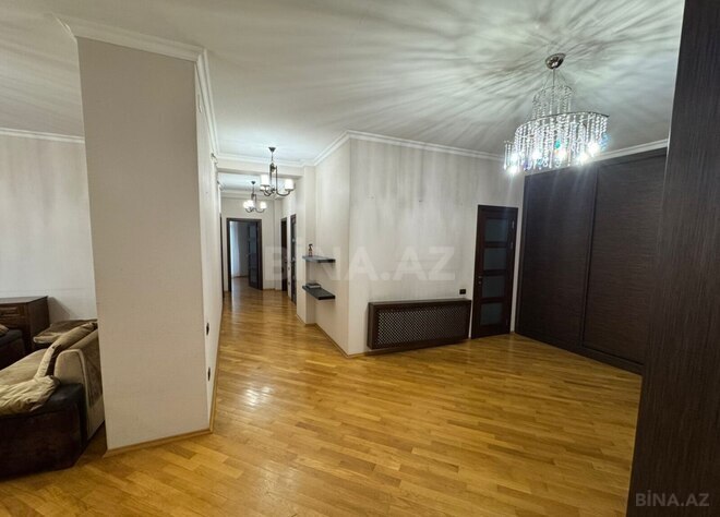 İcarəyə verilir 3 otaqlı yeni tikili 150 m², Nəsimi r., photo 13 from 14