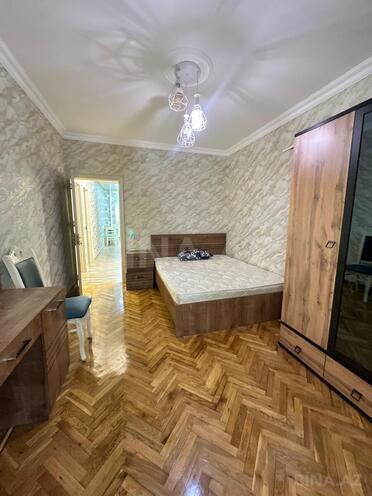 Продается 3-комн. вторичка 80 м², Хатаинский р., photo 7 from 18