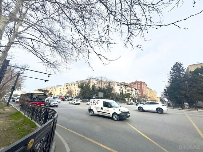 Satılır 2 otaqlı köhnə tikili 42 m², 28 May m., photo 18 from 22
