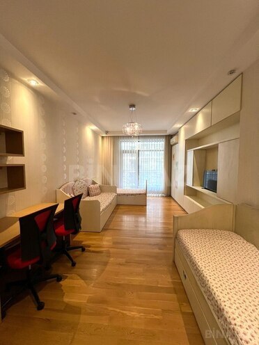 İcarəyə verilir 3 otaqlı yeni tikili 138 m², Gənclik m., photo 7 from 15