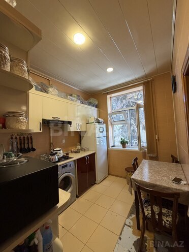 Satılır 2 otaqlı köhnə tikili 45 m², Bakıxanov q., photo 9 from 22