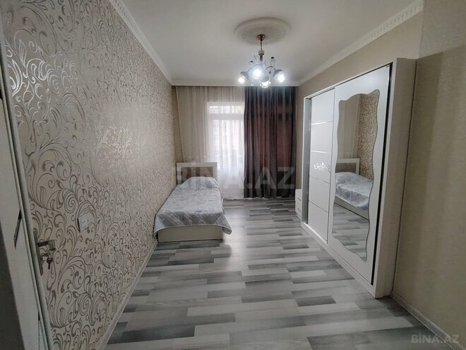 Сдаётся 3-комн. вторичка 100 м², м. 8 ноября, photo 7 from 12