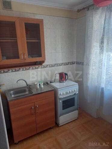 Продаётся 1-комн. вторичка 32 м², м. Низами, photo 4 from 6