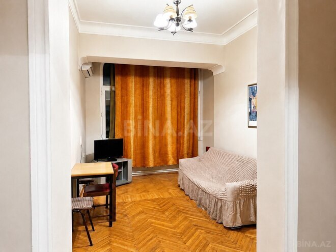 İcarəyə verilir 2 otaqlı köhnə tikili 65 m², Nəriman Nərimanov m., photo 1 from 15