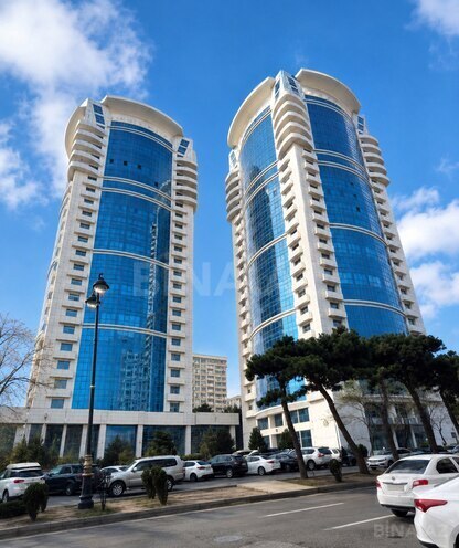 Продаётся 3-комн. новостройка 160 м², м. Низами, photo 14 from 18