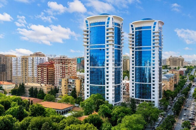 Продаётся 3-комн. новостройка 160 м², м. Низами, photo 1 from 18