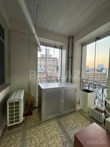 Сдаётся 4-комн. новостройка 215 м², м. Низами, photo 25 from 31