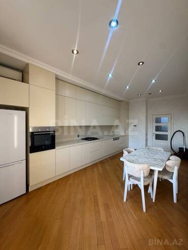 Сдаётся 4-комн. новостройка 220 м², м. Низами, photo 8 from 32