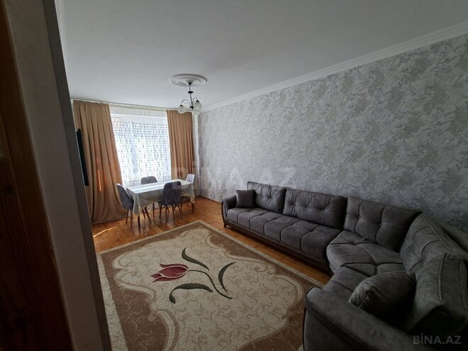 Продаётся 3-комн. вторичка 75 м², photo 1 from 19