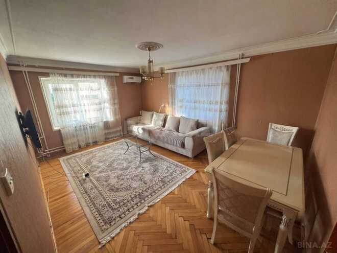 Продаётся 2-комн. вторичка 55 м², м. Кара Караев, photo 3 from 7