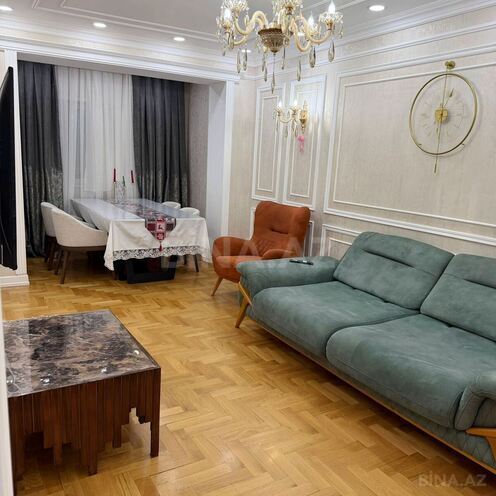 Satılır 3 otaqlı köhnə tikili 95 m², Nərimanov r., photo 1 from 17