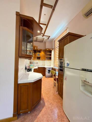 Satılır 3 otaqlı köhnə tikili 128 m², İçəri Şəhər m., photo 10 from 19