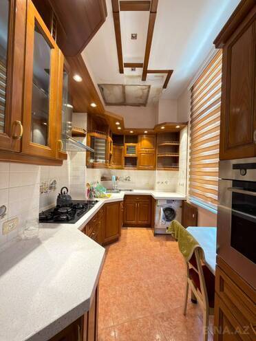 Satılır 3 otaqlı köhnə tikili 128 m², İçəri Şəhər m., photo 8 from 19