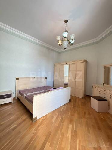 Satılır 3 otaqlı köhnə tikili 128 m², İçəri Şəhər m., photo 7 from 19