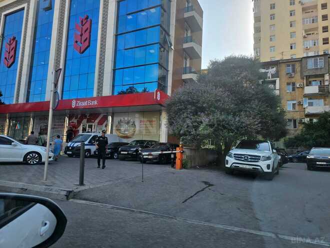 Satılır 1 otaqlı köhnə tikili 40 m², İnşaatçılar m., photo 3 from 18