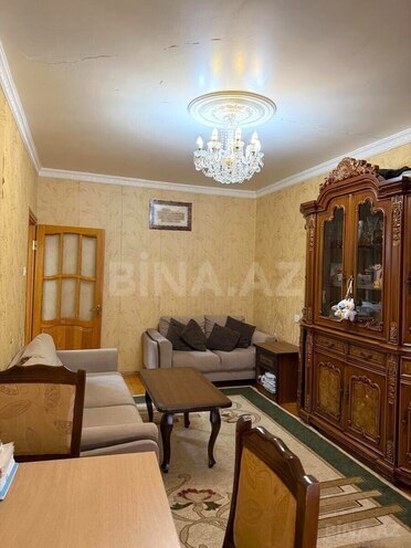 Продаётся 2-комн. вторичка 65 м², Хатаинский р., photo 4 from 15