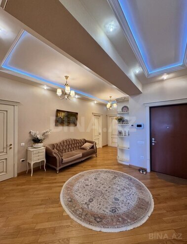 Продаётся 3-комн. новостройка 170 м², м. Низами, photo 4 from 18