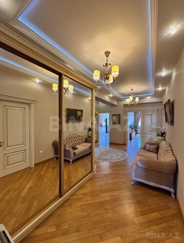 Продаётся 3-комн. новостройка 170 м², м. Низами, photo 5 from 18