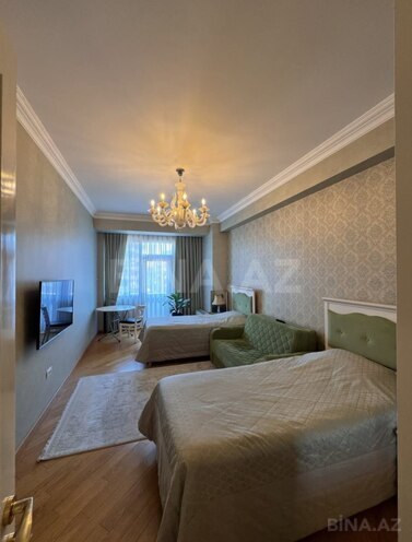 Продаётся 3-комн. новостройка 170 м², м. Низами, photo 10 from 18