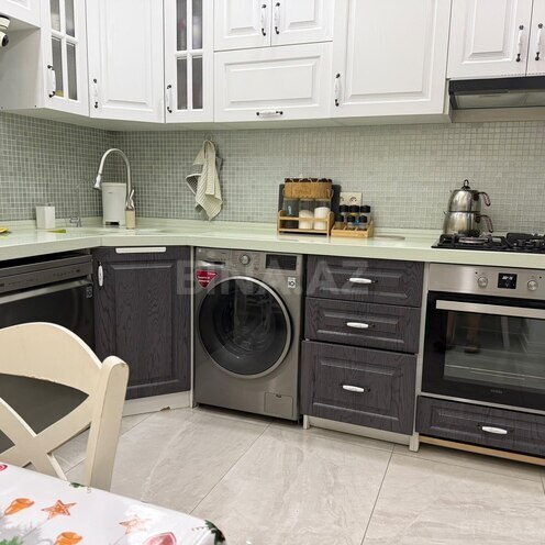 Продаётся 3-комн. вторичка 100 м², Бинагадинский р., photo 6 from 24