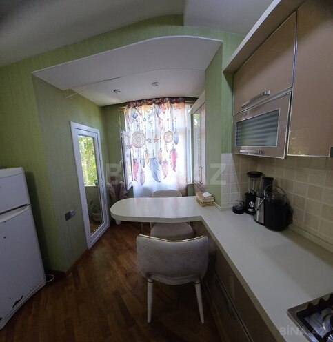 İcarəyə verilir 4 otaqlı köhnə tikili 100 m², Nizami r., photo 8 from 14