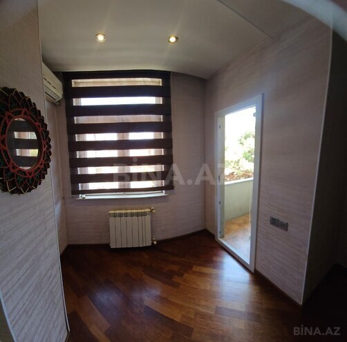 İcarəyə verilir 4 otaqlı köhnə tikili 110 m², Bakıxanov q., photo 1 from 14
