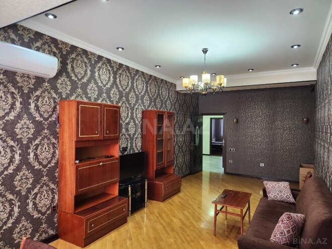 İcarəyə verilir 3 otaqlı yeni tikili 135 m², İnşaatçılar m., photo 11 from 16