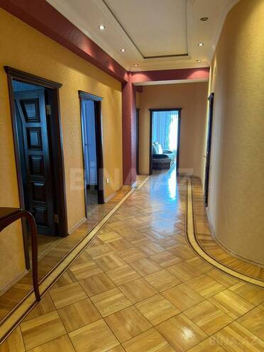 Сдаётся 3-комн. новостройка 200 м², м. 28 мая, photo 6 from 32