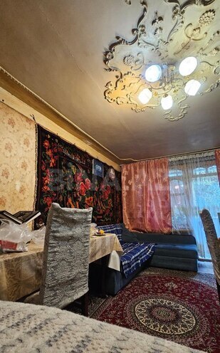 Продаётся 1-комн. вторичка 35 м², Хатаинский р., photo 4 from 9