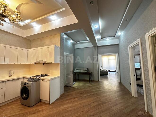 Сдаётся 3-комн. новостройка 120 м², м. Иншаатчылар, photo 10 from 13