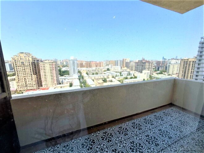 Satılır 3 otaqlı yeni tikili 190 m², 28 May m., photo 21 from 22