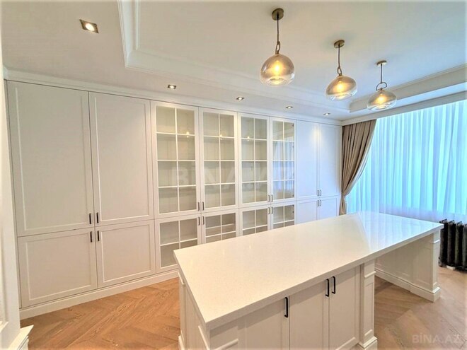 Satılır 3 otaqlı yeni tikili 190 m², 28 May m., photo 16 from 22