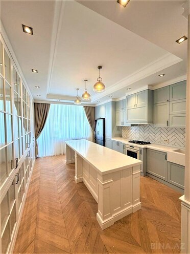 Satılır 3 otaqlı yeni tikili 190 m², 28 May m., photo 14 from 22