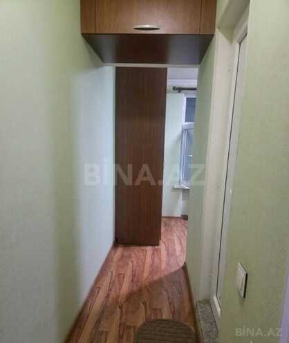 Satılır 2 otaqlı köhnə tikili 30 m², İnşaatçılar m., photo 8 from 10