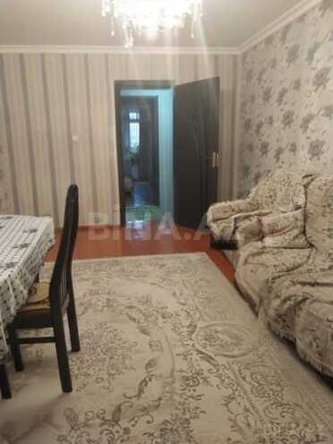 Продаётся 3-комн. вторичка 72 м², photo 1 from 13