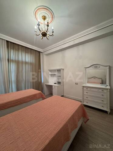Сдаётся 4-комн. новостройка 220 м², м. Низами, photo 18 from 28
