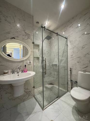 Сдаётся 4-комн. новостройка 220 м², м. Низами, photo 26 from 28