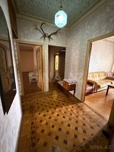 Satılır 5 otaqlı köhnə tikili 125 m², Xalqlar Dostluğu m., photo 11 from 18