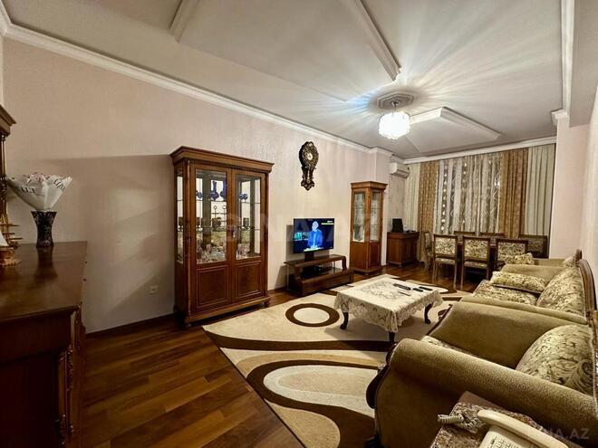 Продаётся 3-комн. новостройка 119 м², м. Ази Асланов, photo 1 from 18