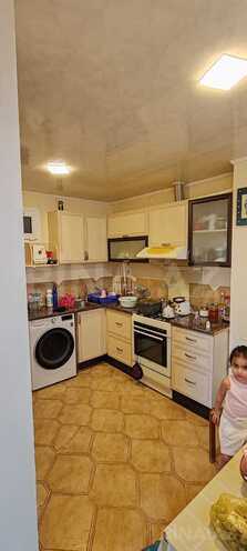 Продаётся 5-комн. вторичка 120 м², м. Нефтчиляр, photo 14 from 32
