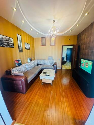 Сдаётся 3-комн. новостройка 80 м², м. 20 января, photo 1 from 15