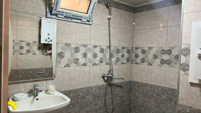 Satılır 1 otaqlı köhnə tikili 40 m², Yeni Günəşli q., photo 13 from 15