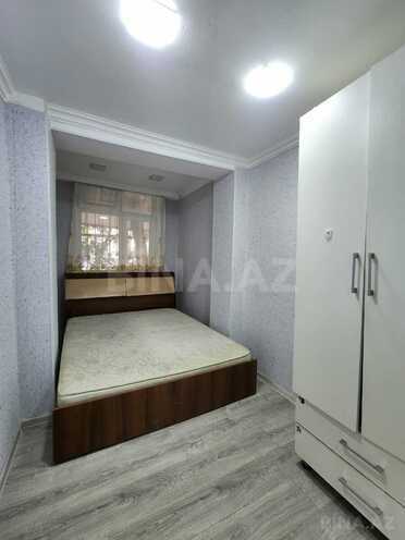 Продаётся 2-комн. вторичка 45 м², м. Элмляр Академиясы, photo 4 from 9