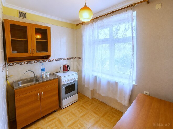 Satılır 1 otaqlı köhnə tikili 36 m², Nizami m., photo 5 from 9