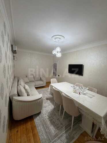 Satılır 4 otaqlı köhnə tikili 110 m², Azadlıq Prospekti m., photo 3 from 17