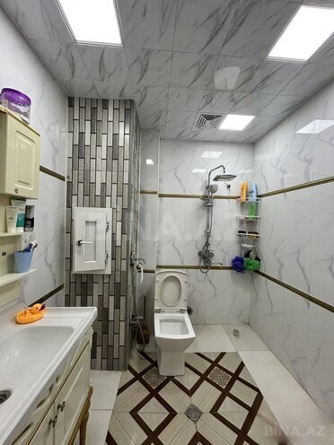 Satılır 4 otaqlı köhnə tikili 120 m², Yasamal q., photo 13 from 22