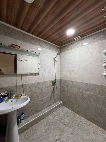 Продаётся 4-комн. вторичка 90 м², м. Ази Асланов, photo 8 from 9