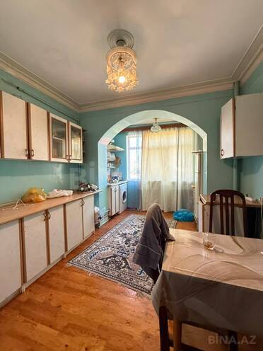 Продаётся 4-комн. вторичка 90 м², м. Ази Асланов, photo 6 from 9